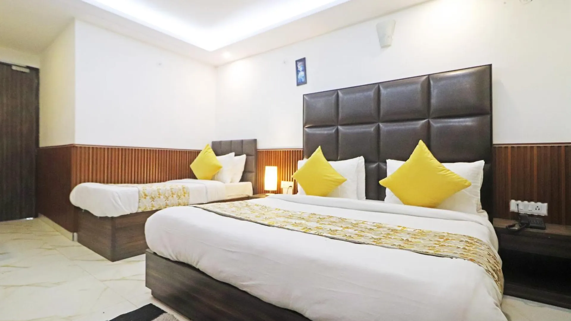 Hotel Mayda Prime Near Delhi Airport New Delhi
