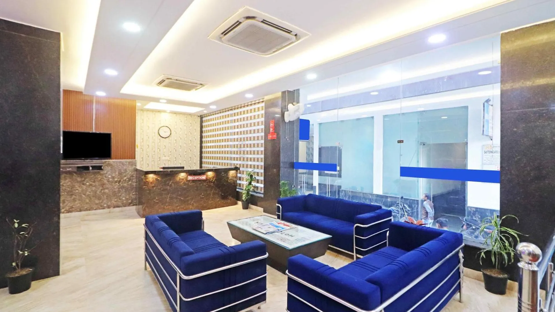Hotel Mayda Prime Near Delhi Airport New Delhi